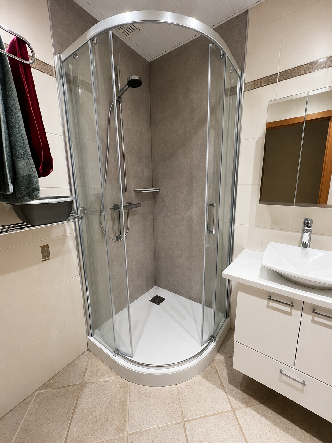 Rénovation et installation d'une douche - réalisation JODRO